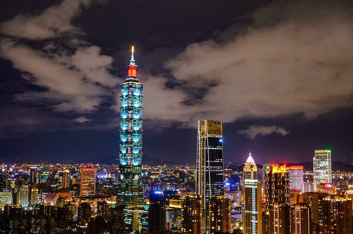 Discover The Beauty Of Taipei By Night – From The North