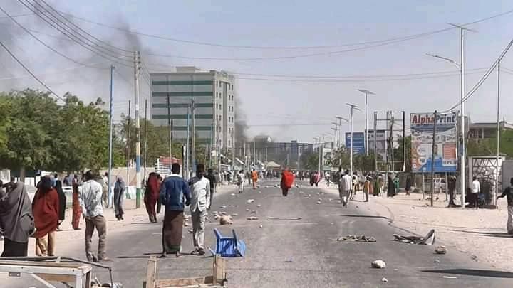 Anti Inflation Protests Bring Puntland Capital To A Standstill