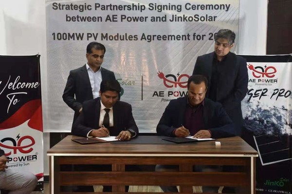 JinkoSolar Signs 100MW Distribution Agreement In Pakistan