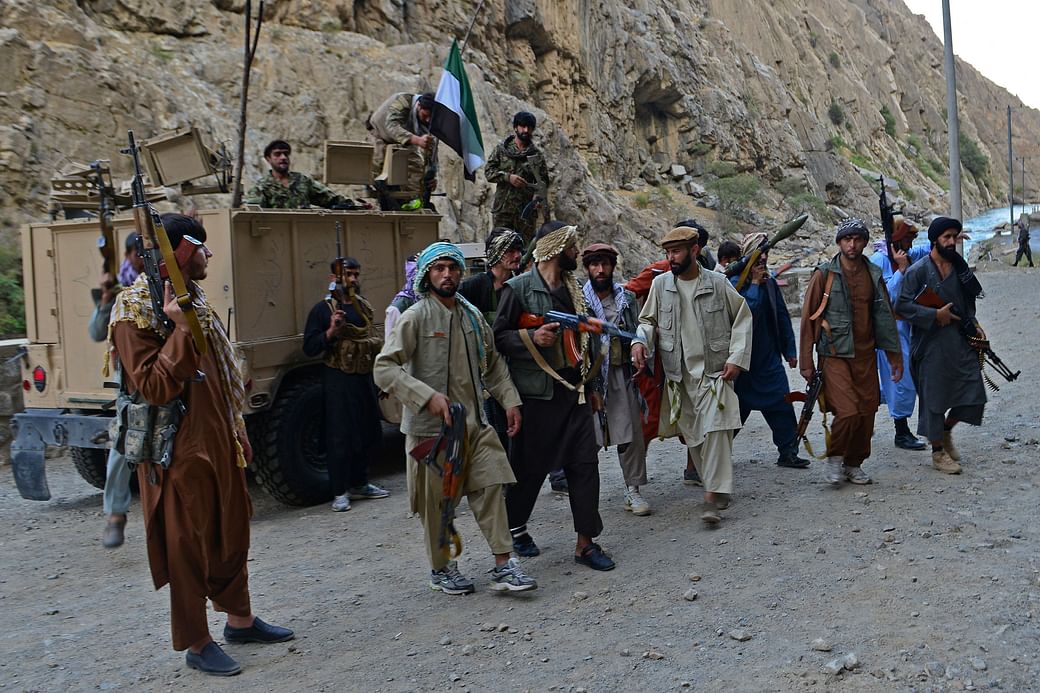 Thousands fight to resist Taliban to enter Panjshir Valley, Afghanistan
