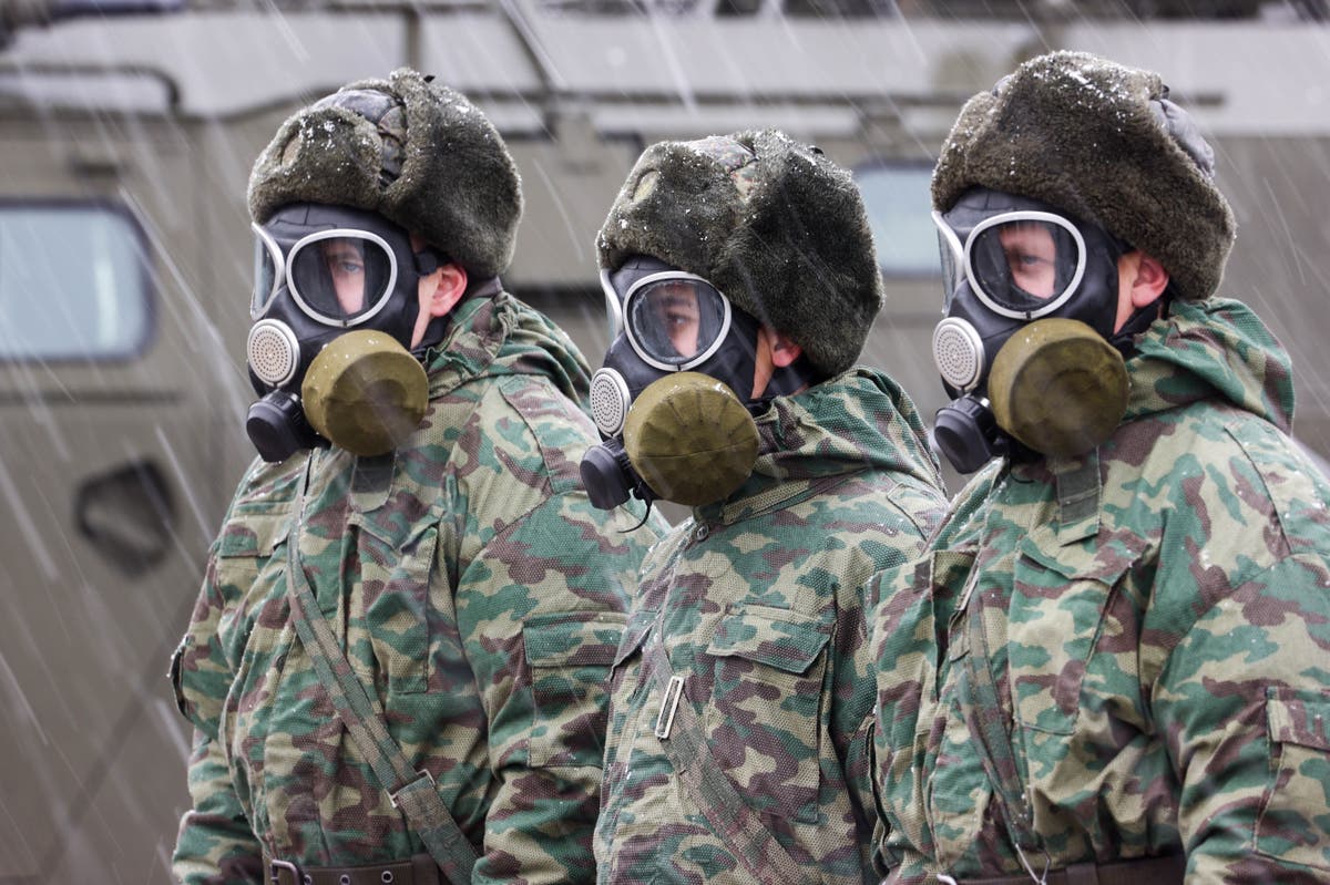 Biden worried over Russian troops building near Ukraine border