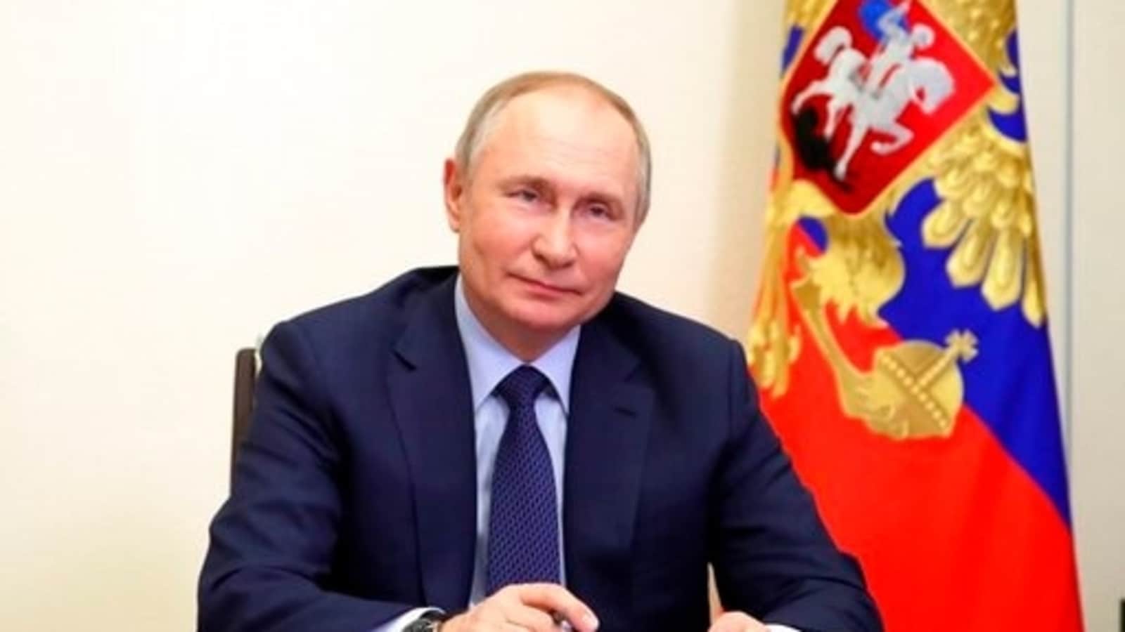 Putin calls out the western sanctions as crazy