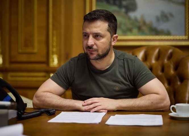 Zelensky accuses Russia of crimes against humanity