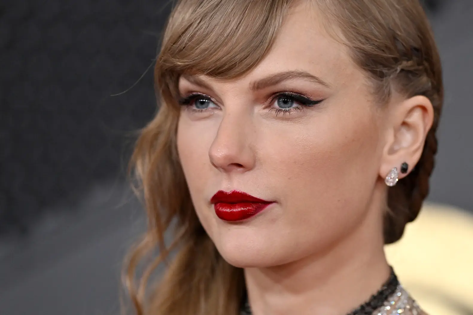 Taylor Swift Threatens Legal Action Against Jet-Tracking Student