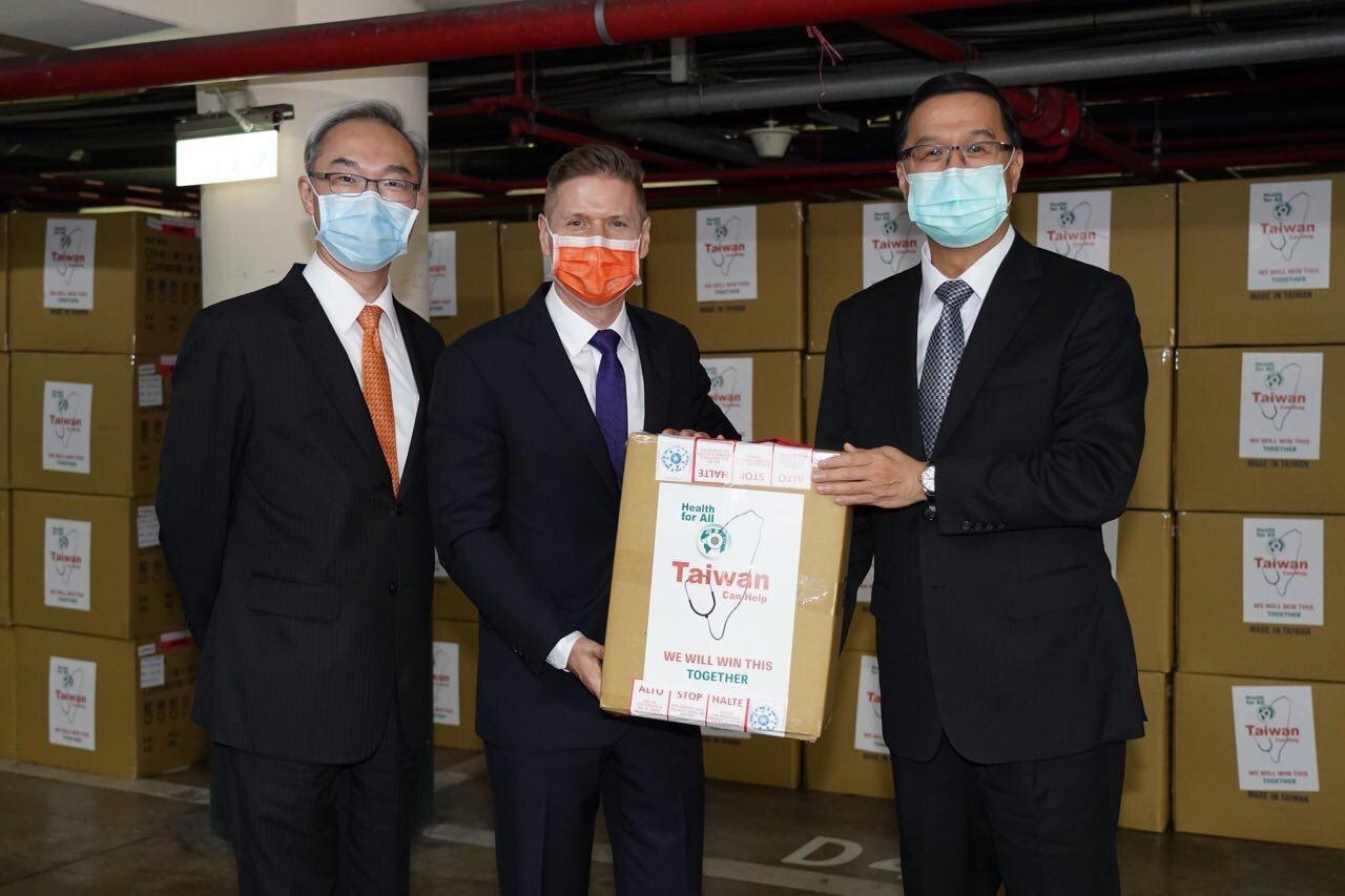 Canada Benefits From Taiwanese Mask Donation