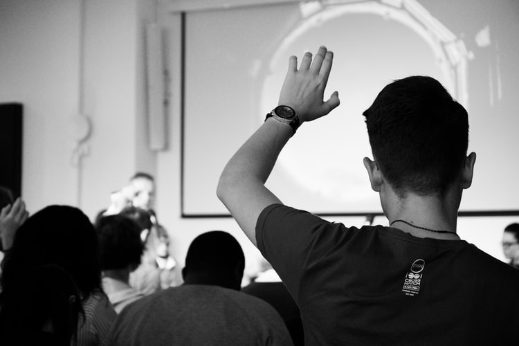 Thailand Government Encourages Students To Express Political Views