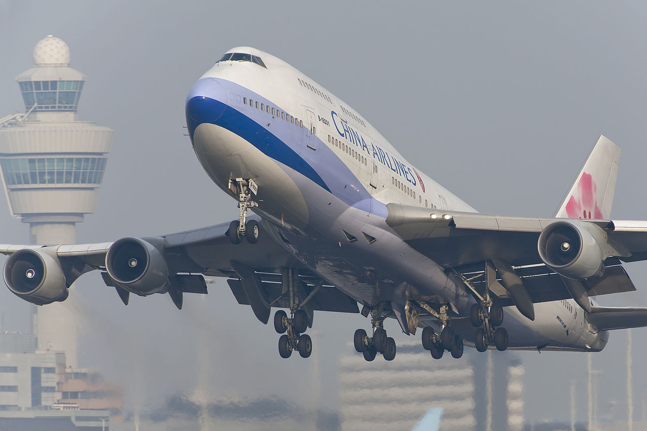 China Airlines Shrinks Name On New Boeing 777 Fleet