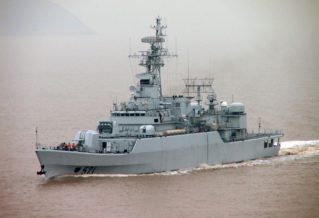 China Exports Junk, Opts For Russian Military Equipment At Home