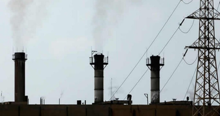 Lebanon plunges into darkness by power outage