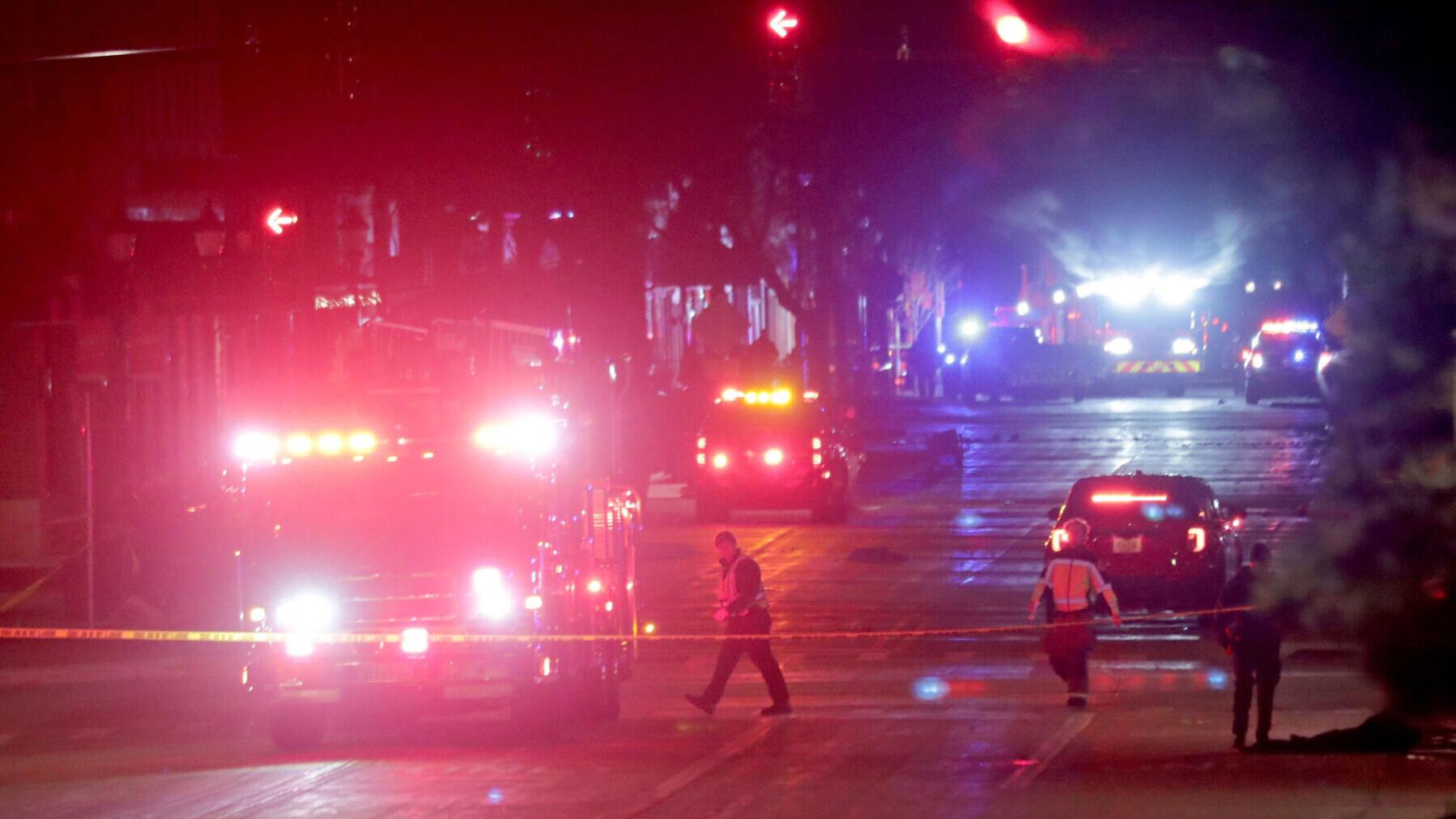 5 dead and 40 injured after car crashes into Christmas parade