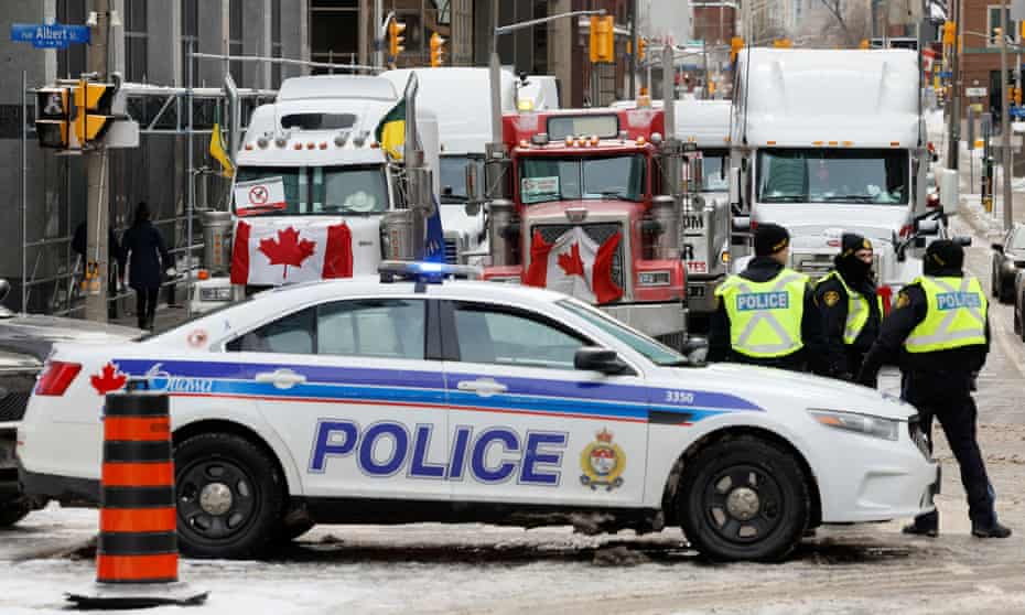 Ottawa police arrests volatile protesters