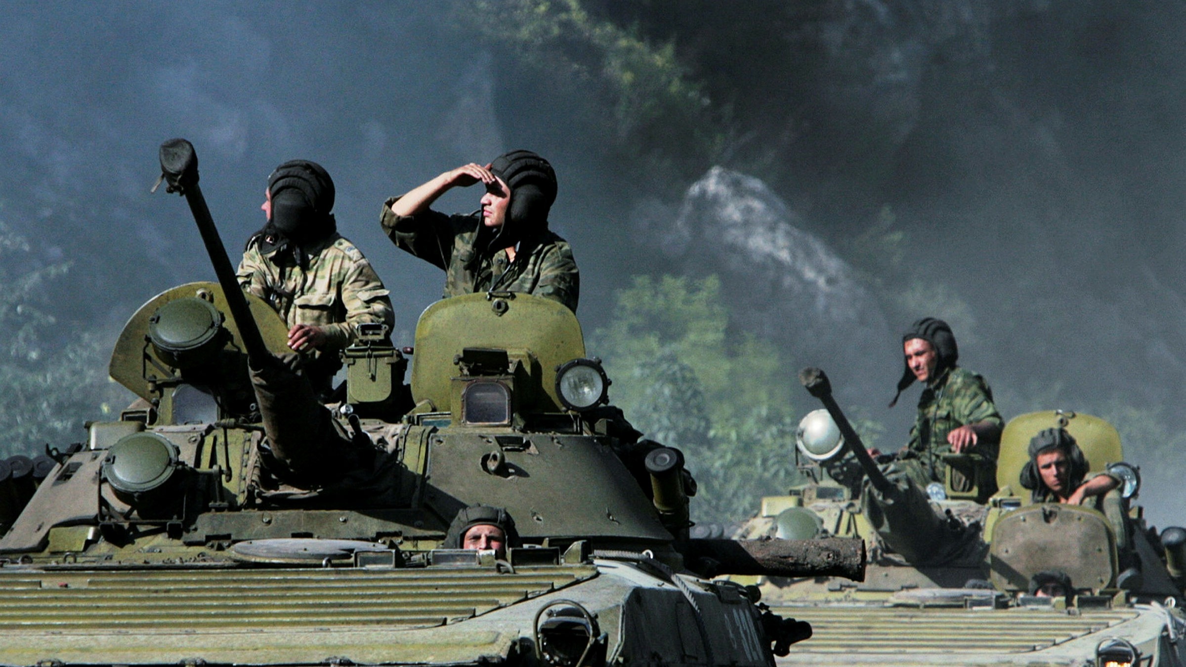 Ukraine looks forward to discuss build-up with Russia