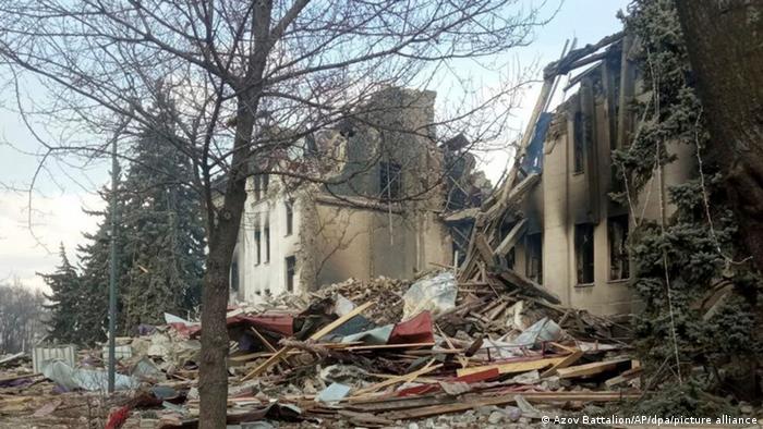 Russia-Ukraine war takes evil turns, starving Mariupol people at risk