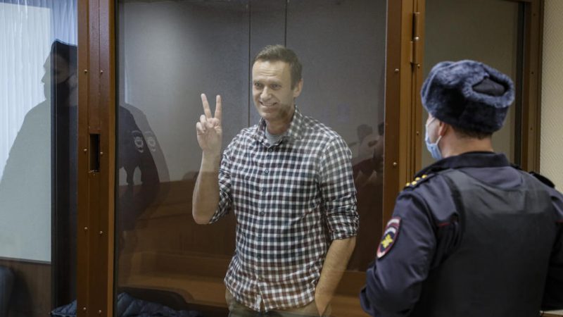 Russian Navalny gets arrested for Fabrication