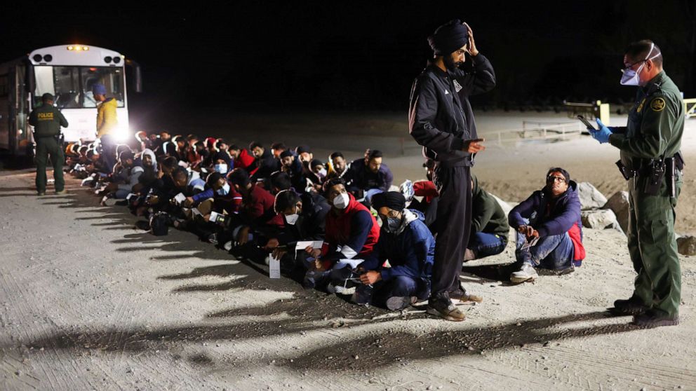 Turbans of Sikh Migrants Confiscated at border, US investigates