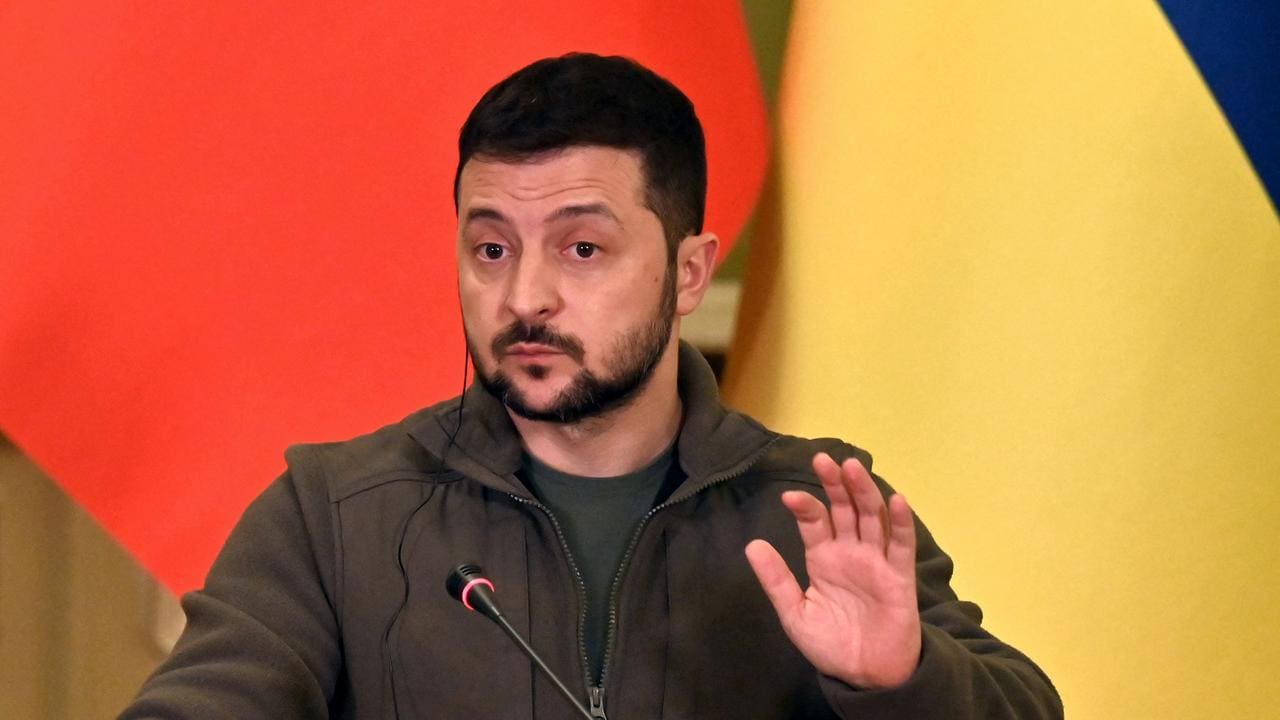 Zelensky says that Russia can blow up the dam