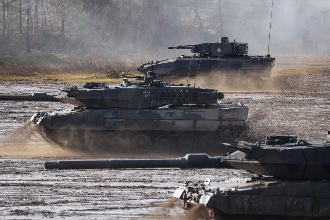 Ukraine asks for the Leopard 2 tanks from Germany