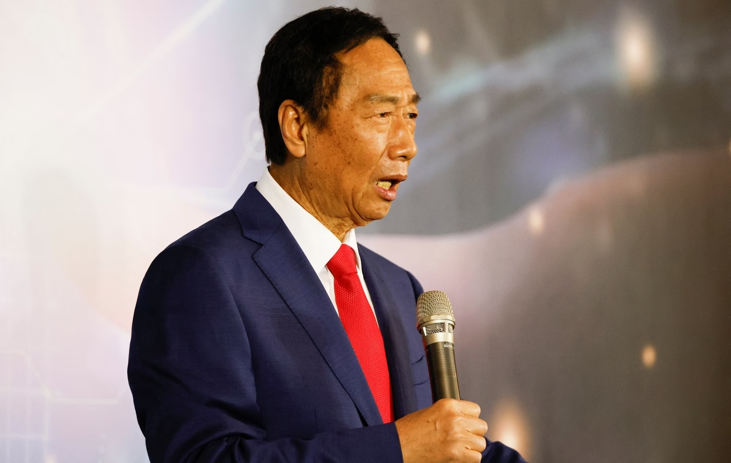 Foxconn founder Terry Gou to run for Taiwan Presidency again