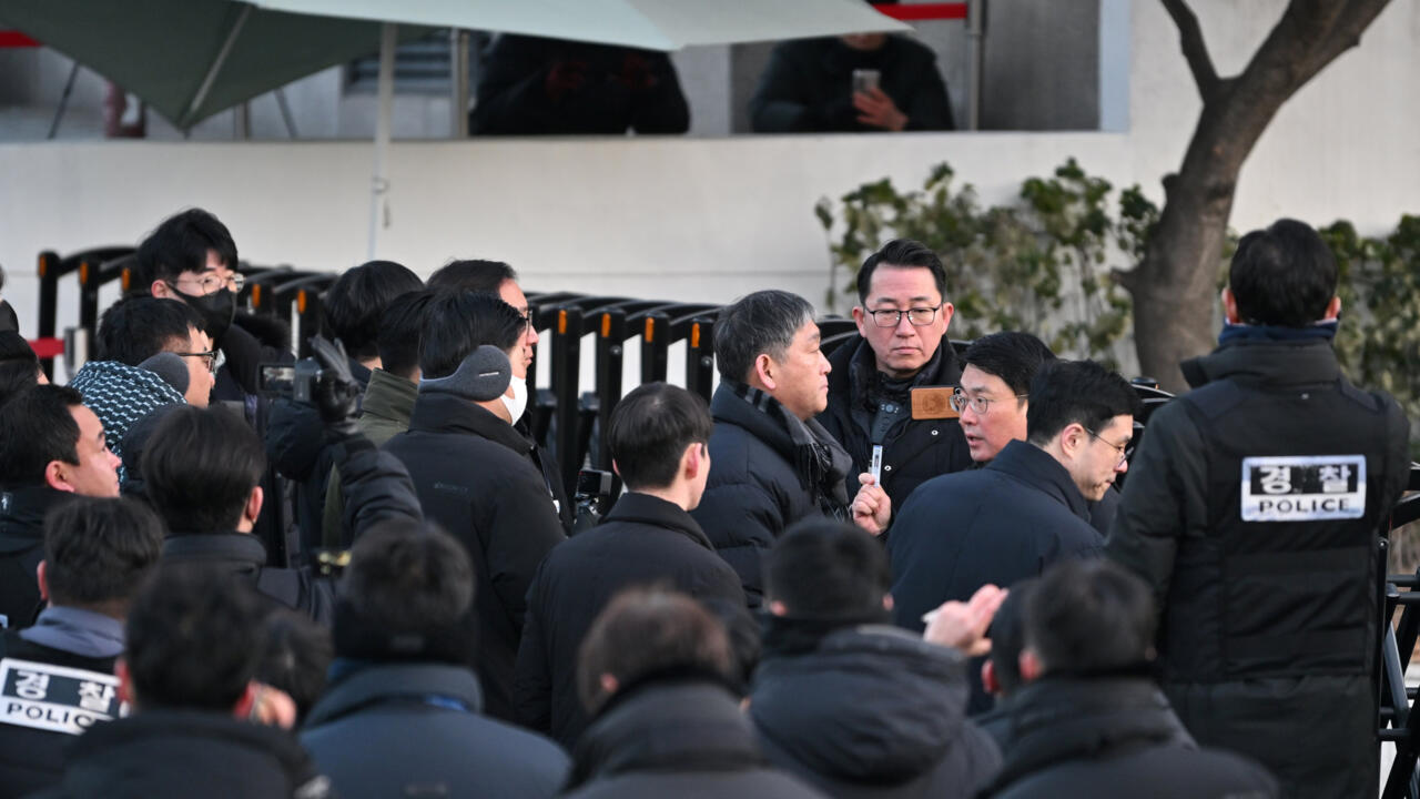Impeached South Korean President defies warrant after a long standoff