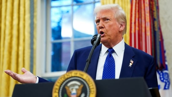 President Trump talks to both Russian and Ukrainian Presidents on Russia-Ukraine conflict